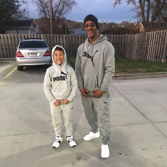 Meet your Posher, Darryl - Picture 1 of 1